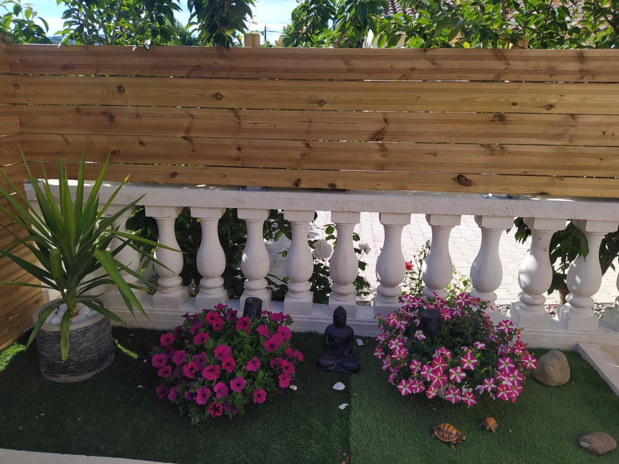 Studio Cosy Avec Terrasse Et Jacuzzi A Disposition De Mai A Aout Rians  Exterior photo